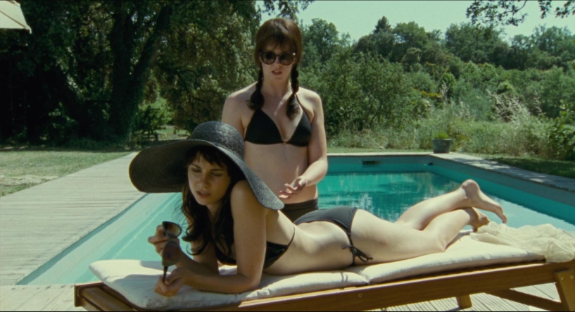 Alexandra Roach calze 11