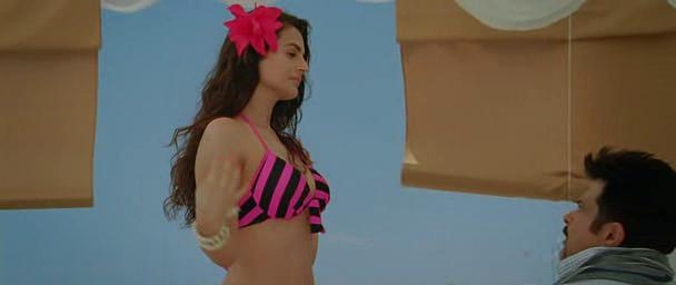 Ameesha Patel dentro biancheria intima 21