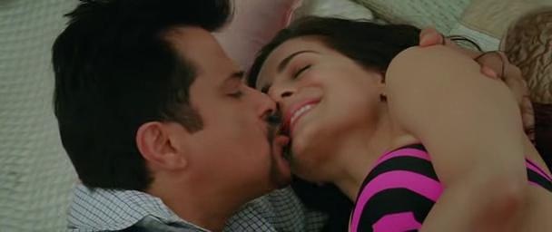 Ameesha Patel dentro biancheria intima 31