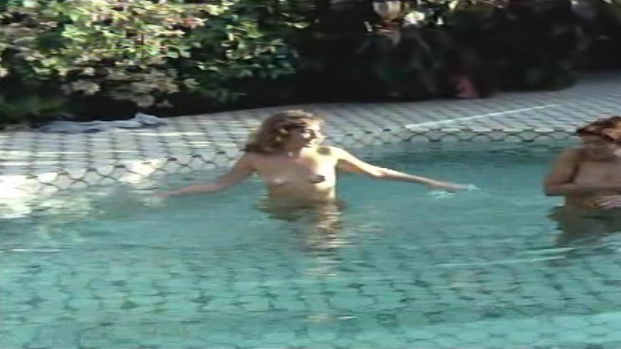 Ana Maria Kreisler: Foto Intime, Gambe e Tette in Esclusiva