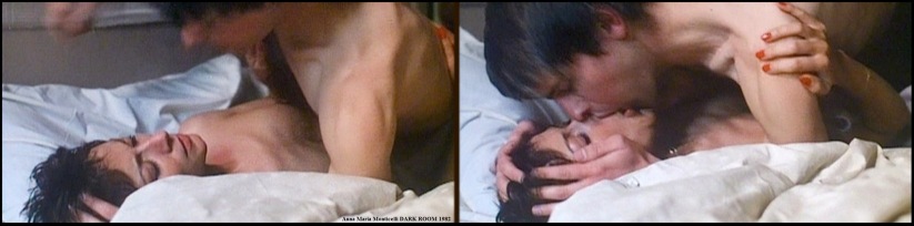 Scopri le foto di Anna Maria Monticelli in intimo e seno nudo con le sue calze sexy