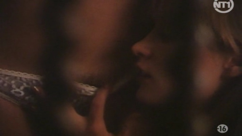 Anne Parillaud nudo 50