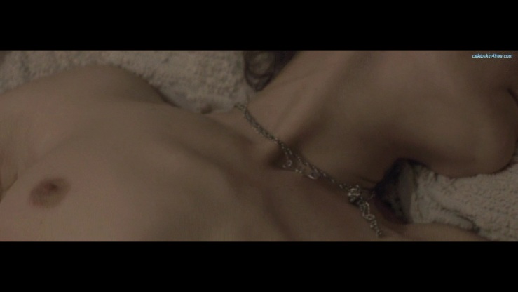Antonia Zegers seno nudo 72