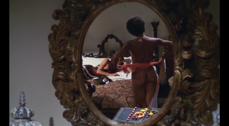 Carla Brait i glutei sono visibili 59