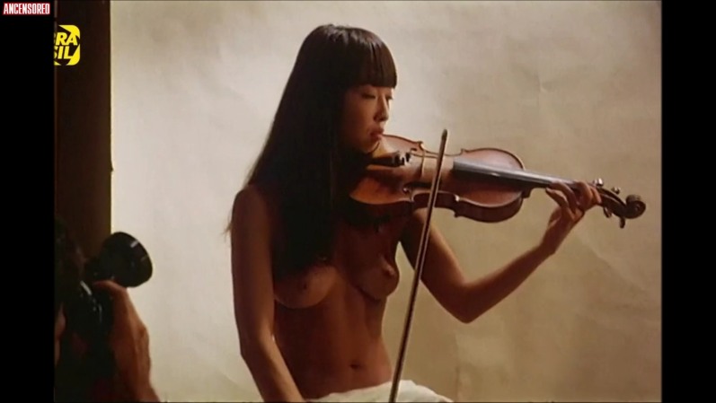 Cristie Miyamoto tette