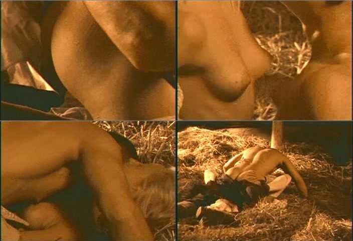 Crystal Cass senza biancheria intima 65