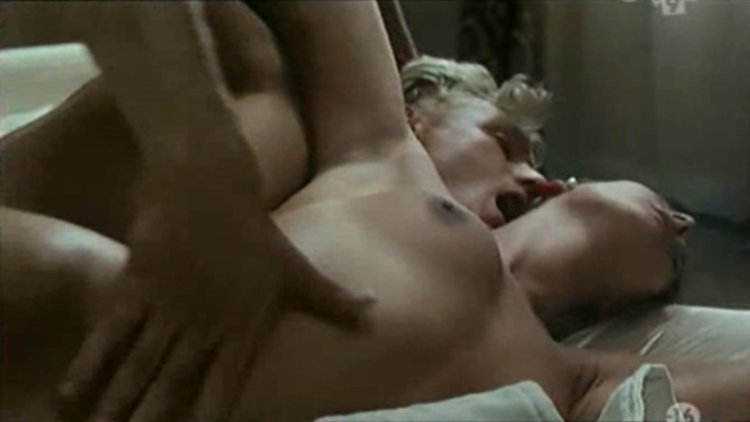 Cynthia Van Damme dentro biancheria intima 19