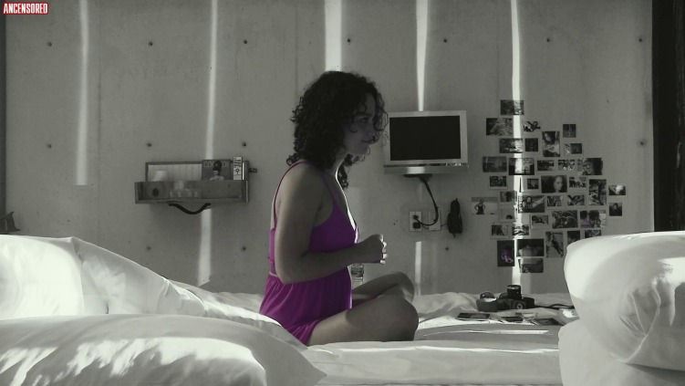Damayanti Quintanar foto amatoriali culo nudo 77