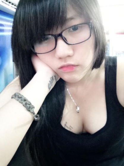 Dang Nguyen Van Anh dentro biancheria intima 46