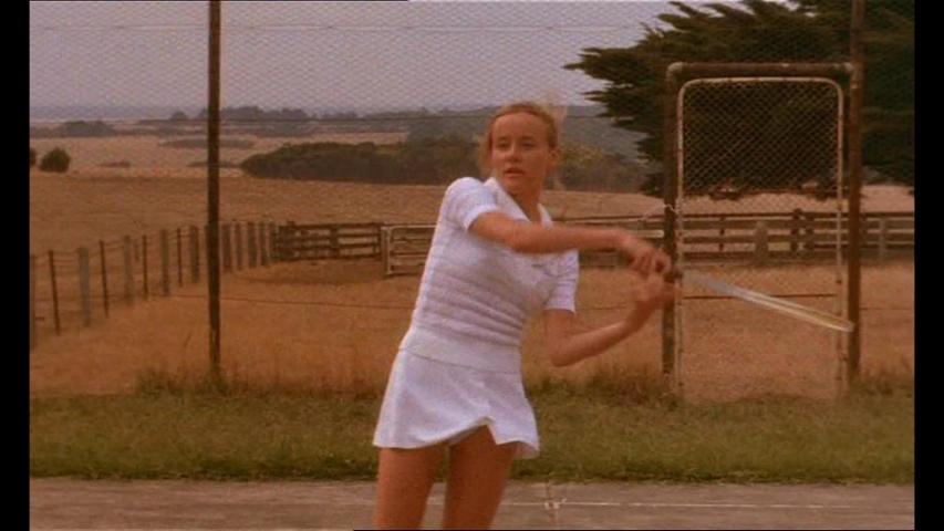 Elizabeth Alexander con la gonna 96