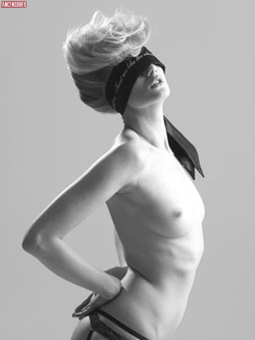 Eva Riccobono gambe 88