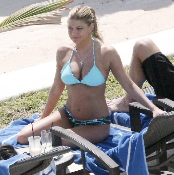 Fergie culo 33