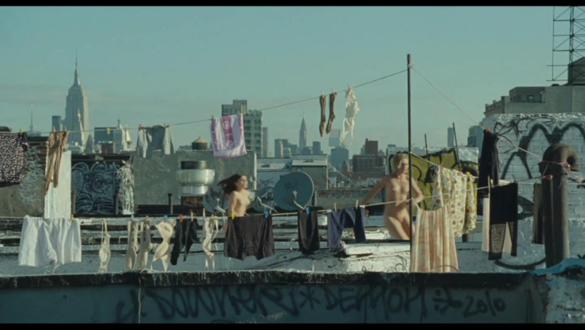 Flore Bonaventura foto nuda
