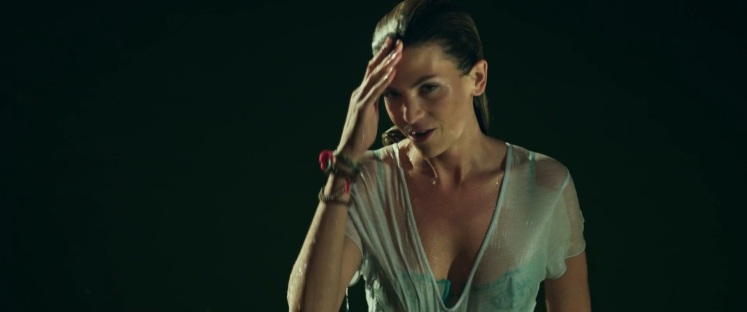 Scopri le intimissime Isabelle Funaro: foto amatoriali del suo corpo nudo e delizioso