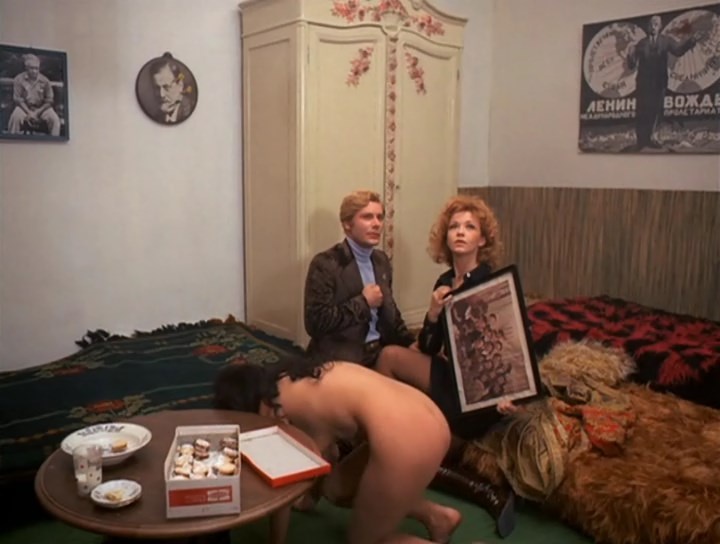 Jagoda Kaloper seno nudo 81