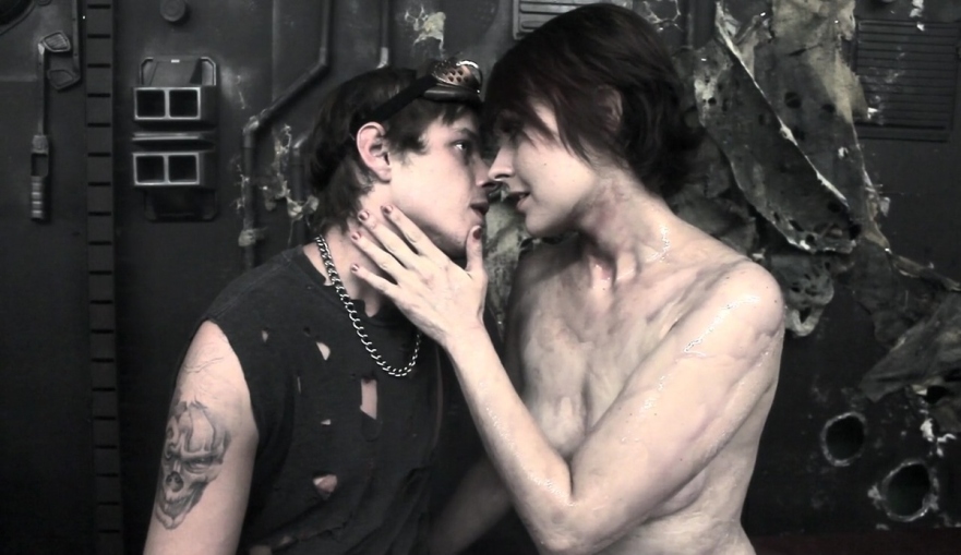 Jamie Katonic le tette sono visibili