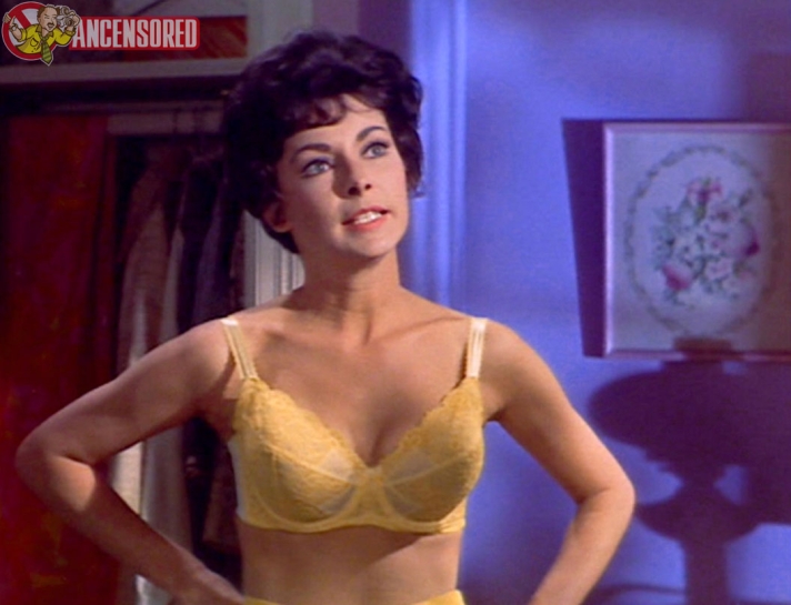 Janet Leigh foto esplicite 10