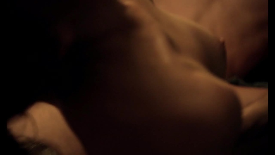 Jasmin Lord dentro biancheria intima