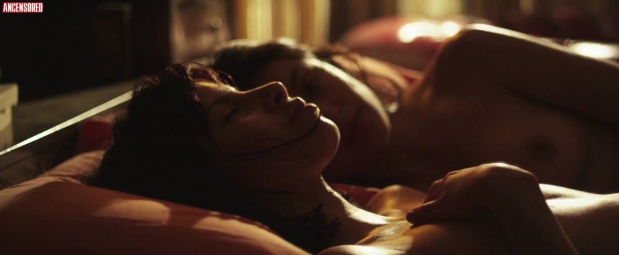 Jessica Iris le tette sono visibili