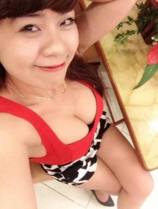 JoJo Pham foto intime 74