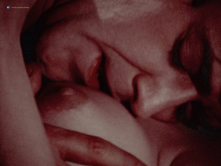 Judith Ridley senza biancheria intima