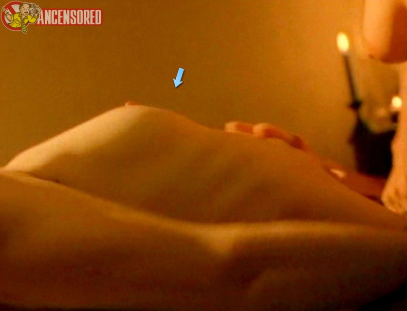 Julie Clay senza biancheria intima