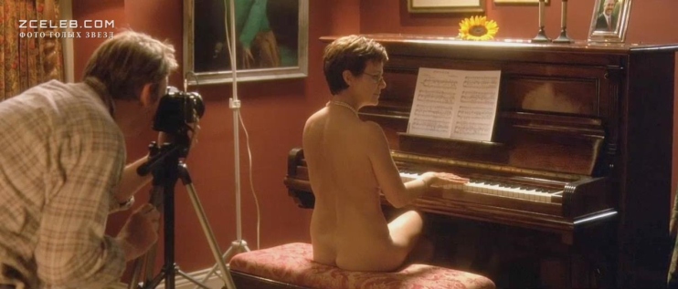 Julie Walters: le foto intimi senza biancheria intima e il suo seducente culo.