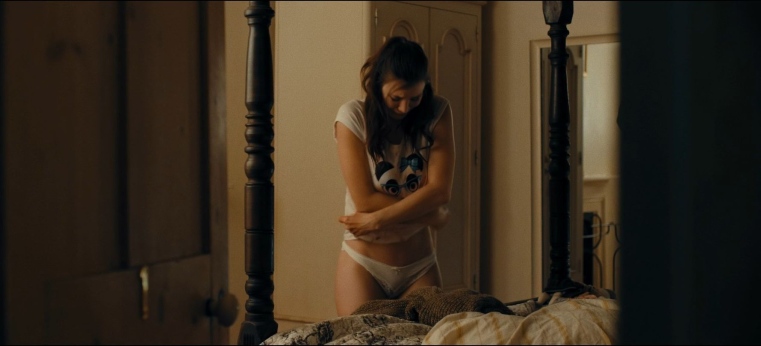 Kacey Barnfield foto intime