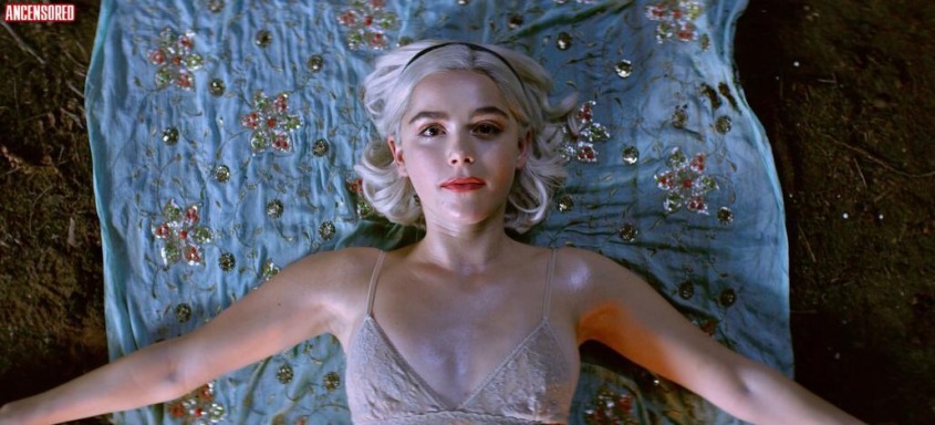 Kiernan Shipka foto nuda