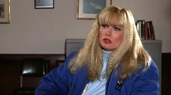 Laurene Landon foto nuda 46