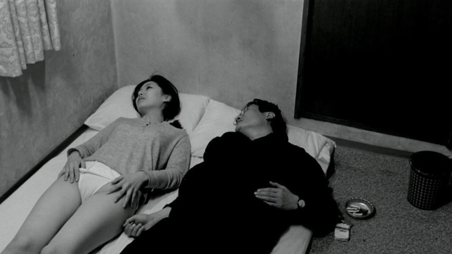 Lee Eun-Ju con la gonna corta 73