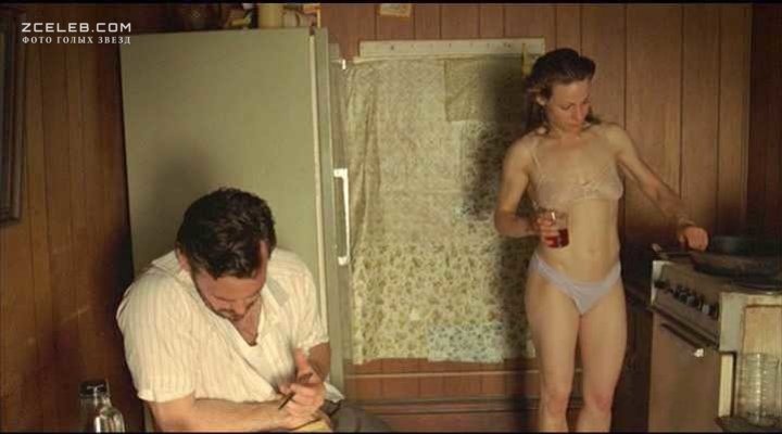 Lili Taylor foto esplicite