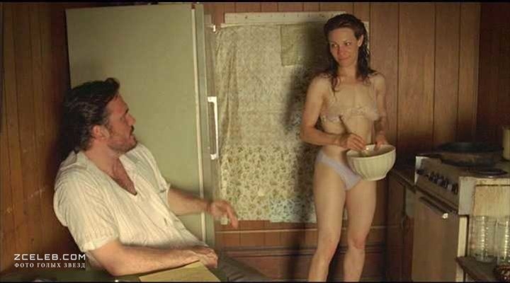 Lili Taylor illuminata la figa