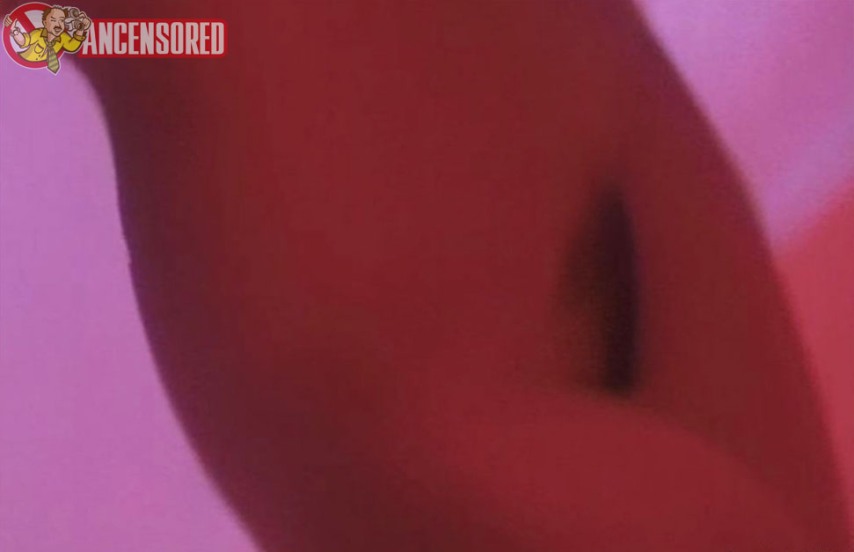 Lily Chung senza biancheria intima 35