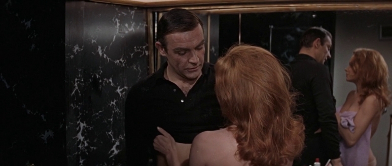 Luciana Paluzzi nudo 53