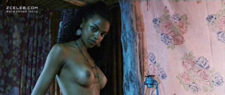 Lucy Ramos svela tutto: foto senza biancheria intima e intime esplicite
