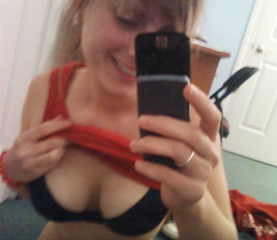 M Laur foto nuda 56