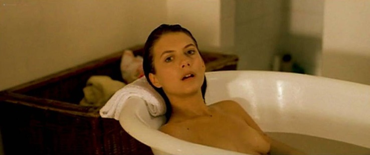 M Laur foto nuda