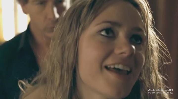 Maeve Dermody dentro biancheria intima 19