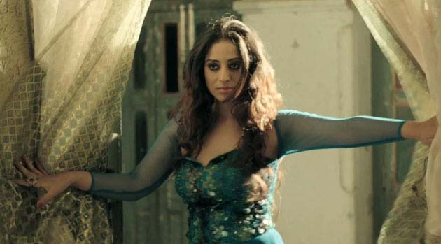 Mahie Gill dentro biancheria intima 67