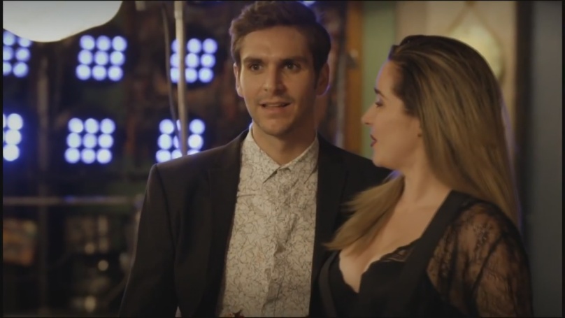 MariA DiAz le tette sono visibili