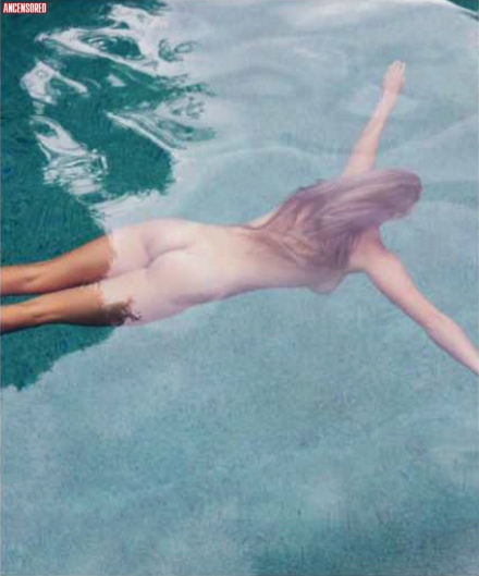 Megan Moore: scopri tutti i segreti della giovane bellezza, dalla sua sensuale figura al suo seducente lato B.