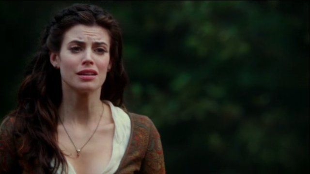 Meghan Ory le tette sono visibili 97