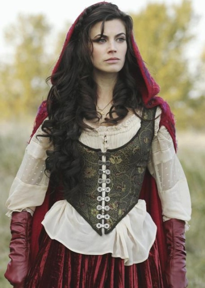 Meghan Ory le tette sono visibili