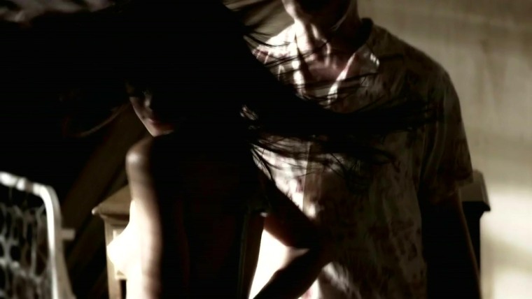 Melissa Paulo: le sue foto amatoriali in collant e nude per unesperienza indimenticabile.