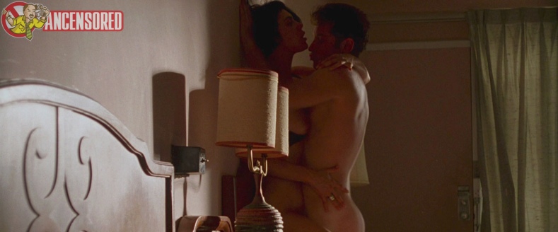 Michelle Forbes calze