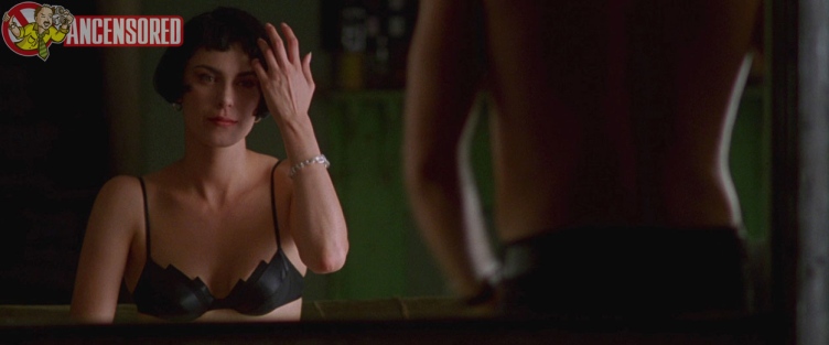 Michelle Forbes gambe 83