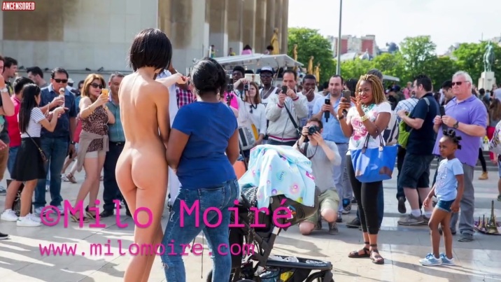 Milo Moire le tette sono visibili 82