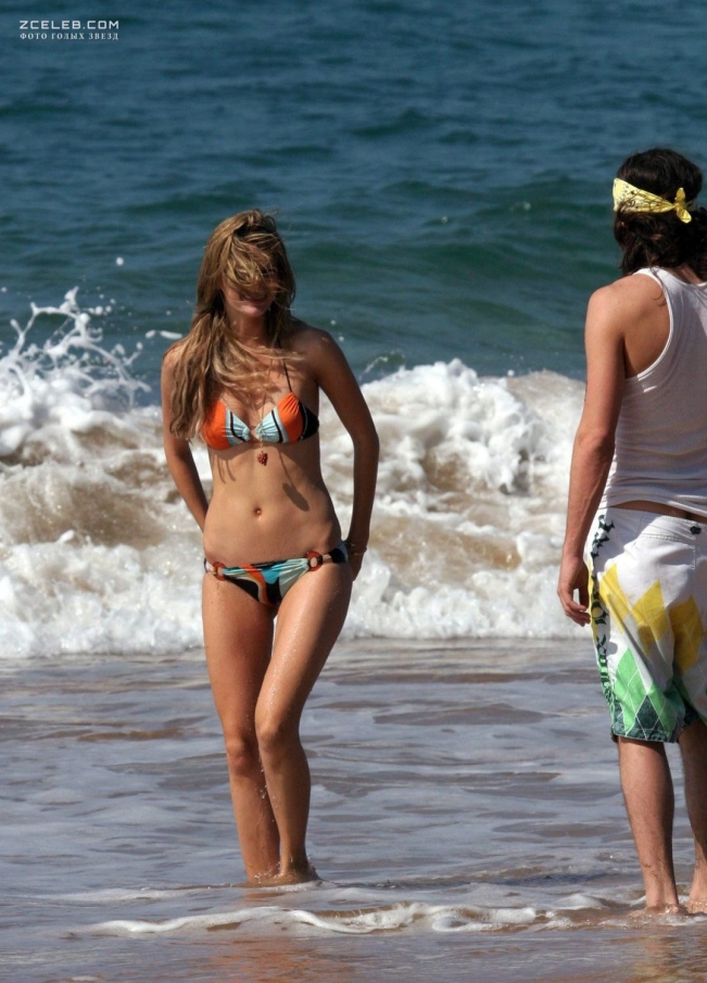 Mischa Barton seno nudo