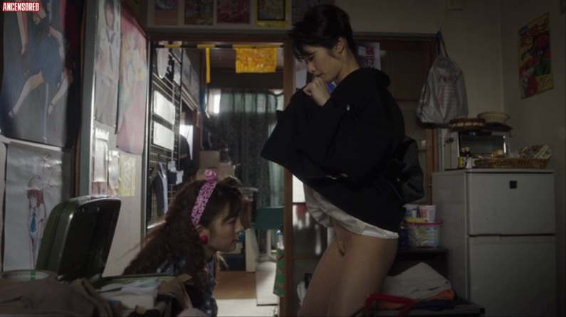 Nanami Kawakami le tette sono visibili 51